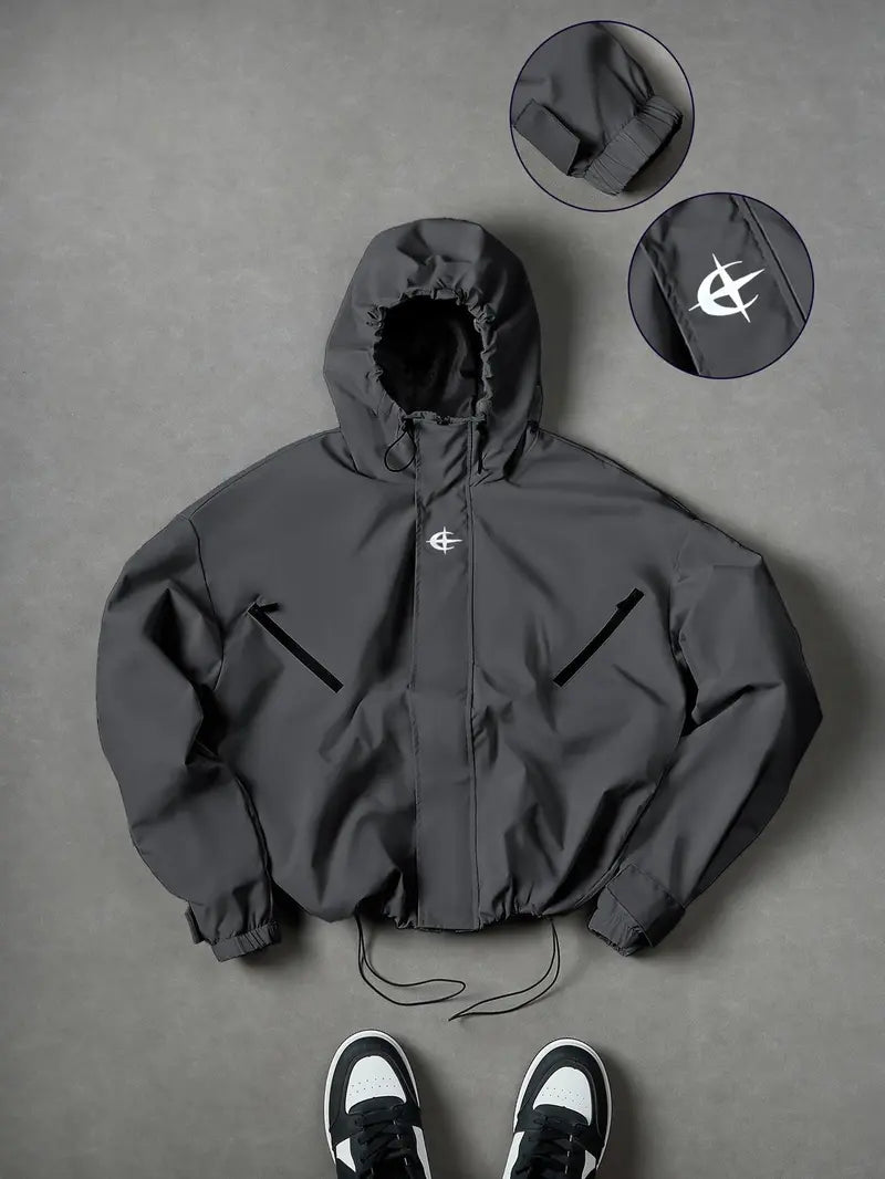 Men’s Black Functional Hooded Jacket – Windproof Outerwear with Printed Branding, suitable for streetwear, urban commuting, outdoor activities, and everyday casual wear
