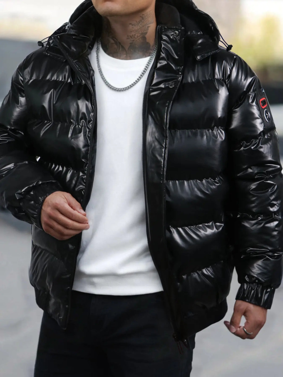 1 Pack Oversized Shiny Puffer Jacket TikTok Viral Streetwear Windproof Insulated Hooded Coat for Men Women Daily & Outdoor Casual Jacket Coat