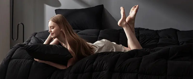 【Sohochic】DOWNCOOL Bedding Sets - 3-Piece All Seasons Down Alternative Comforter Set (2-Piece for Twin Size) with Pillowcase, Summer Turn Up, High-Quality Box Stitching Quilting, Gentle Cold Wash, Comforter Queen Size, Checkered Design
