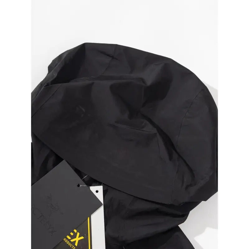 Black windproof waterproof hooded coat, tear-resistant fabric, tailored cut, multiple zip storage pockets, rain shell for hiking and camping