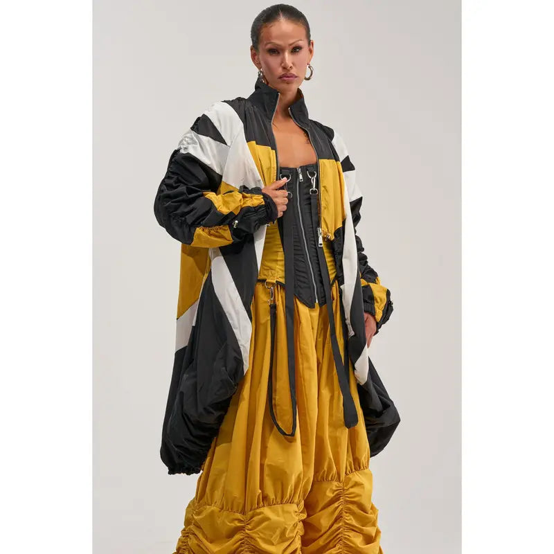 DON'T MIND ME HIGH LOW WINDBREAKER IN YELLOW