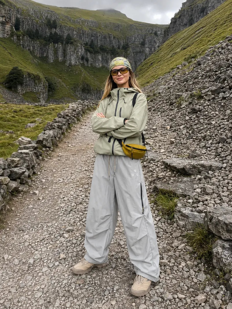 【CREATOR’S PICK】CAONAT Unisex Waterproof Hooded Jacket, Lightweight Outdoor Windbreaker with Zip Pockets, Adjustable Cuffs, Hiking & Casual Rain shell Jacket