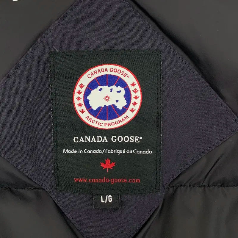 RDLT— Canada Goose Black Logo Patch Hooded Down Jacket Size L