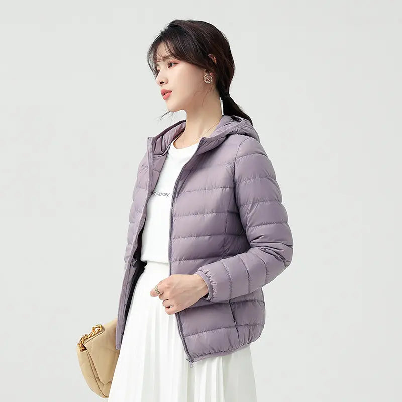 Clean Gent women’s winter down jacket, 90% white duckdown content, casual slim-fit hooded outerwear with pockets, lightweight and warm for autumn/winter commuting, new arrival for fall