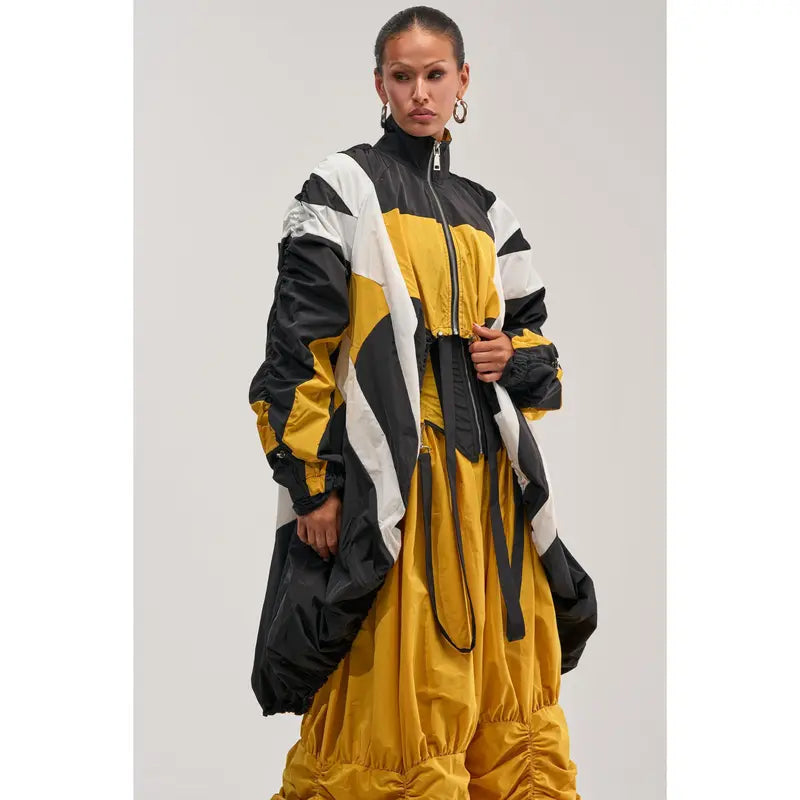 DON'T MIND ME HIGH LOW WINDBREAKER IN YELLOW