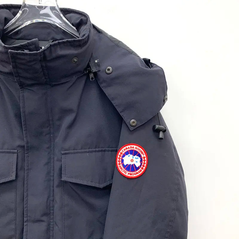 RDLT— Canada Goose Black Logo Patch Hooded Down Jacket Size L